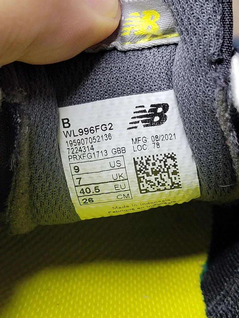 FIGS New Balance 996 Shoes Sneakers Womens Sz 9 Black/Yellow WL996FG2